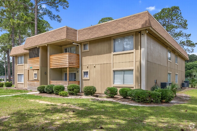 Building Photo - Treeside Park