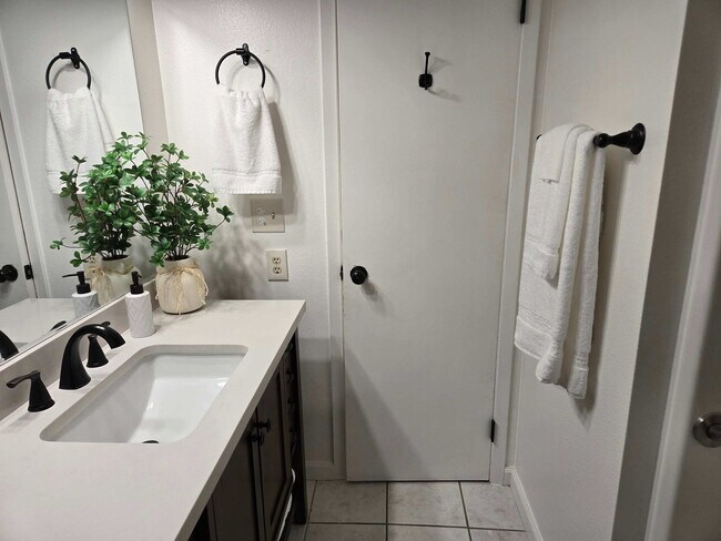 Photo - 2207 Parker Ave Unit SI ID1460948P