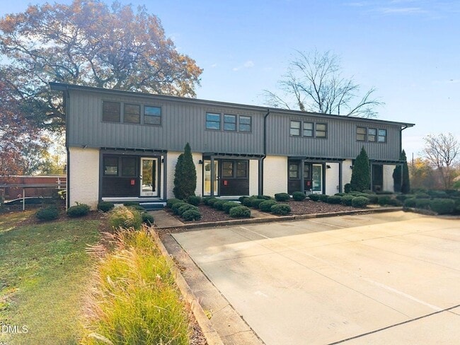 Photo - 1618 Boyer St