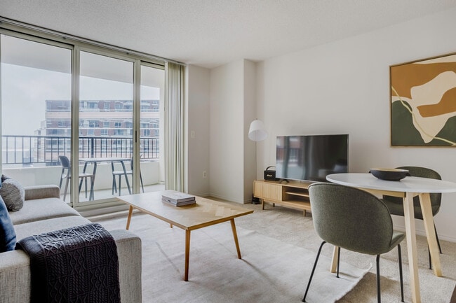 Photo - 850 N Randolph St Unit FL18-ID8579A