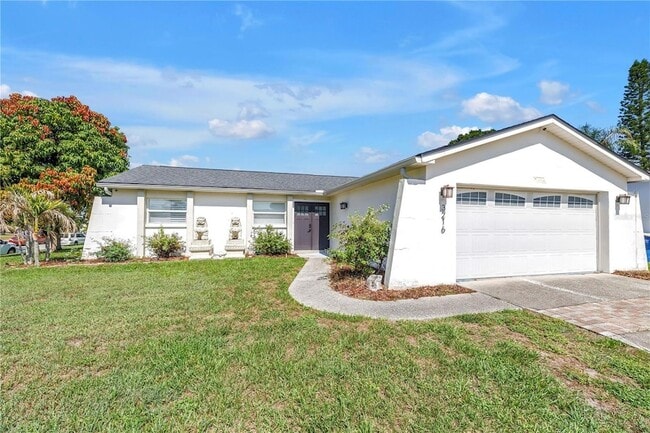 Building Photo - 3216 Pine Haven Dr