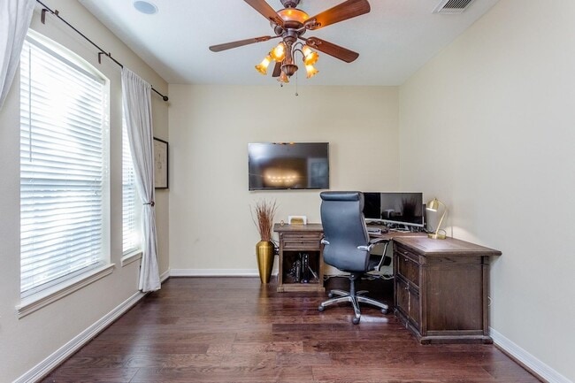 Photo - 5615 Ashford Ridge Ln