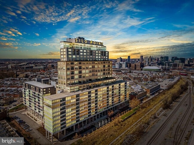 Photo - 1200 Steuart St