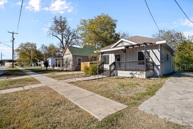 Photo - 131 Chicago Blvd