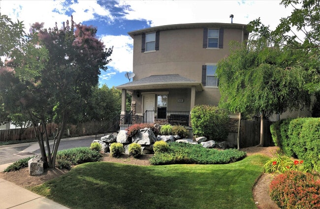 Photo - 625 E 200 S Unit ID1389245P