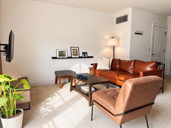 Photo - 145 N Jackson St Unit SI ID1379019P