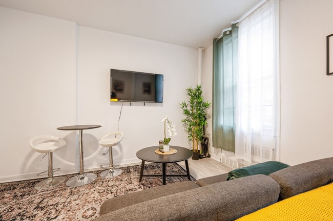 Photo - 250 E 33rd St Unit SI ID1323937P