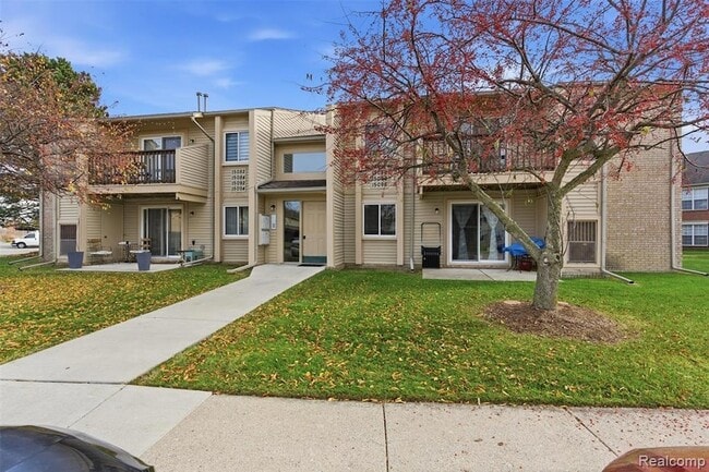 Building Photo - 15090 Northpointe Dr