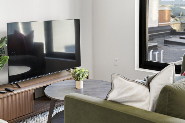 Photo - 35 W 2nd St Unit SI ID1240286P