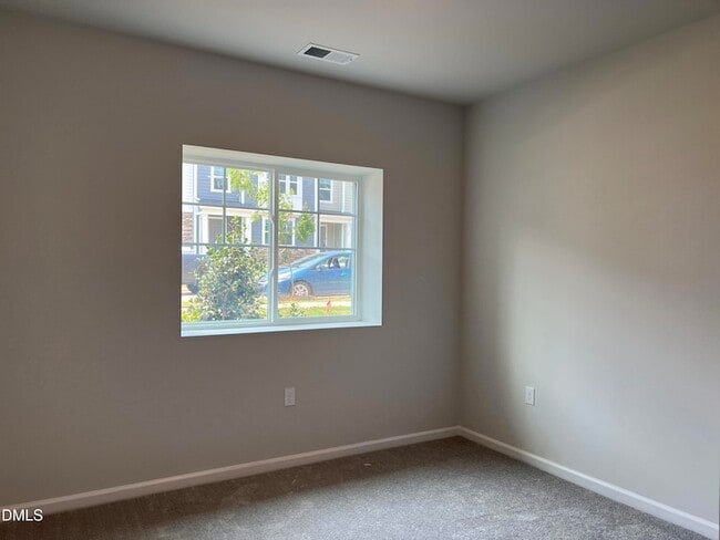 Photo - 642 Gimari Dr