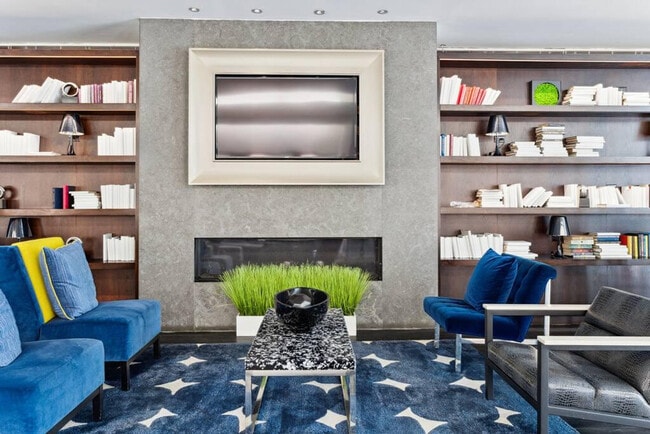 Building Photo - 95 Wall St Unit SI FL18-ID1264836P