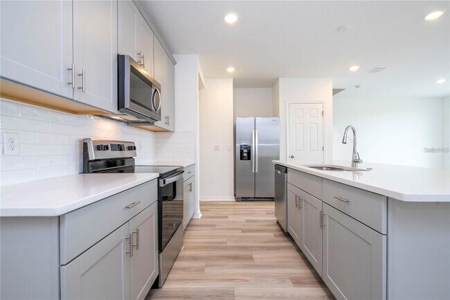 Photo - 4549 Burrowing Owl Lp