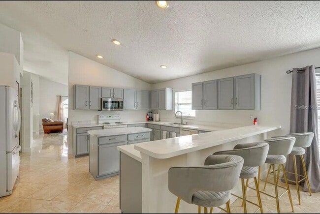 Photo - 739 Delancey Dr