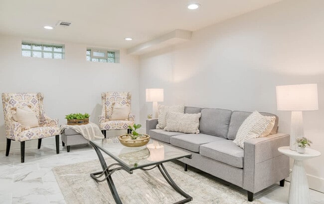 Building Photo - 17319 Invermere Ave Unit ID1288911P