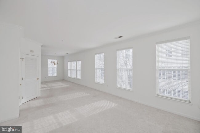 Photo - 5108 English Terrace Unit 104