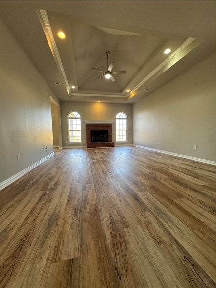 Photo - 314 Center Dr