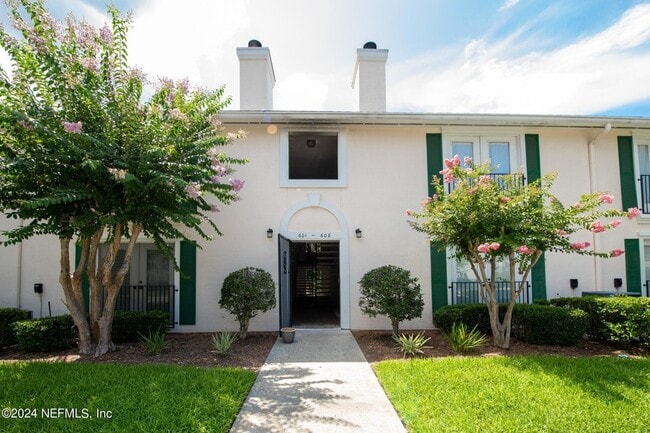 Photo - 13715 Richmond Park Dr N Unit 604
