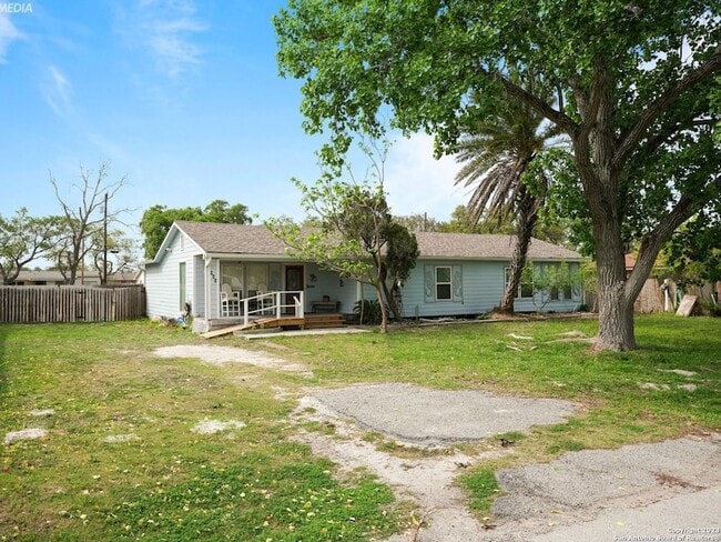 Photo - 222 S 12th St
