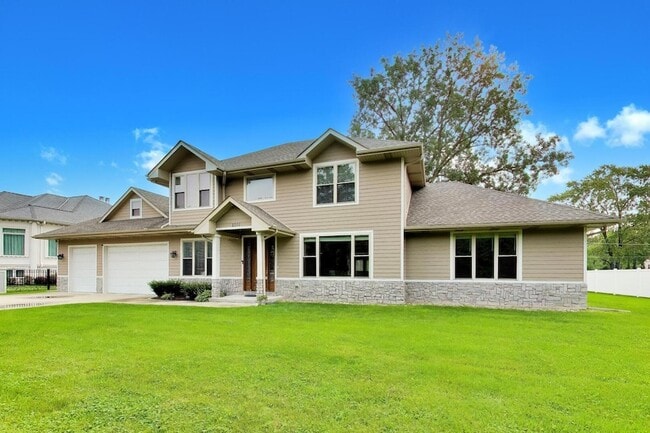 Photo - 2311 N Arlington Heights Rd