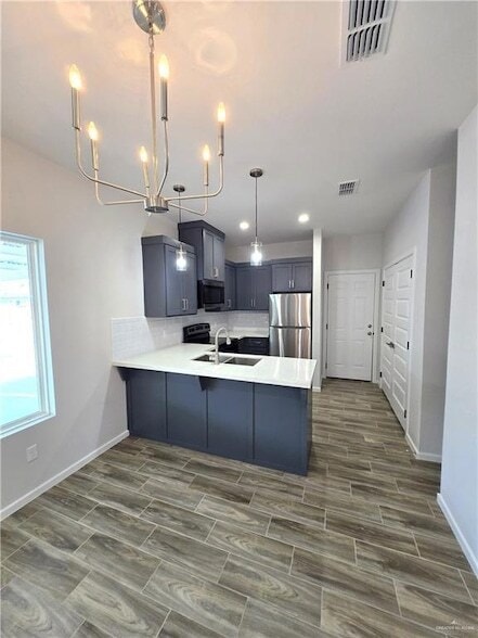 Photo - 913 N Clarence Ave Unit 3