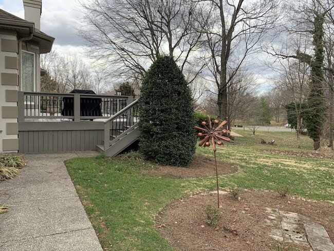 Photo - 111 Geers Ct