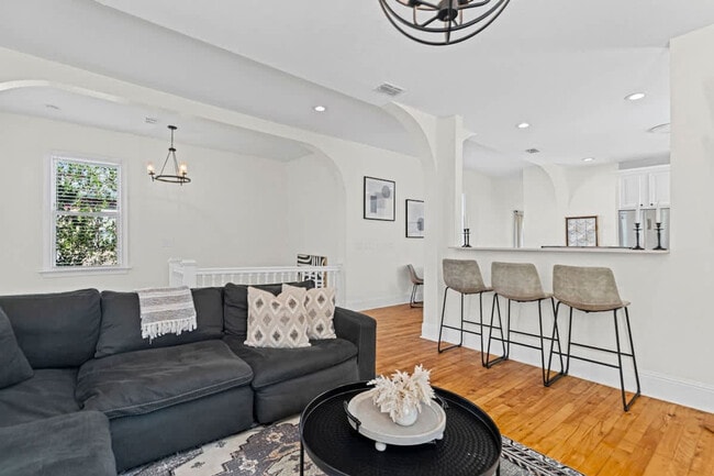 Photo - 1447 N Laura St Unit SI ID1578473P