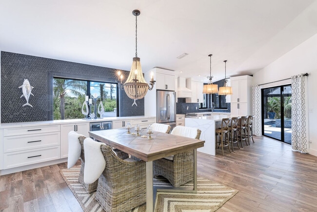 Photo - 999 E Valley Dr Unit FL1-ID1073522P