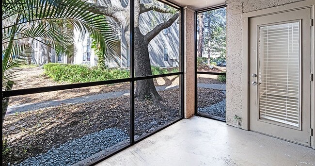 Photo - Sabal Palm at Lake Buena Vista Apartment Homes