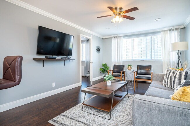 Photo - 215 Piedmont Ave NE Unit SI FL8-ID1299365P