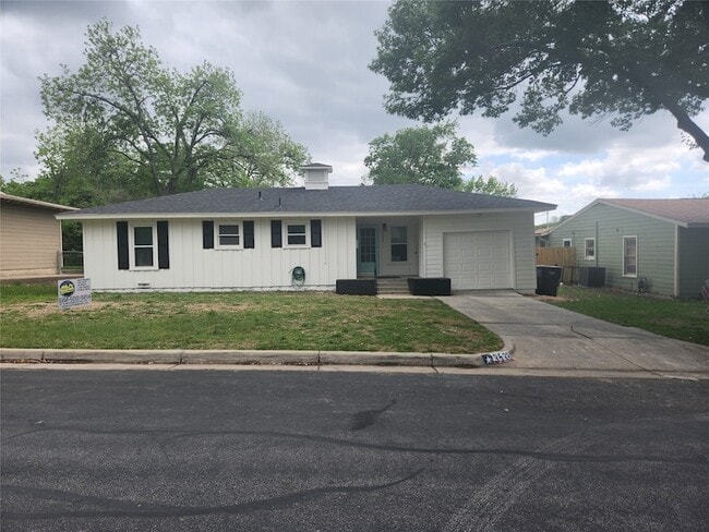 Building Photo - 3533 Binyon Ave