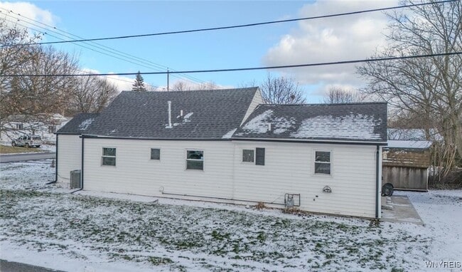 Photo - 3487 Rhode Island Ave