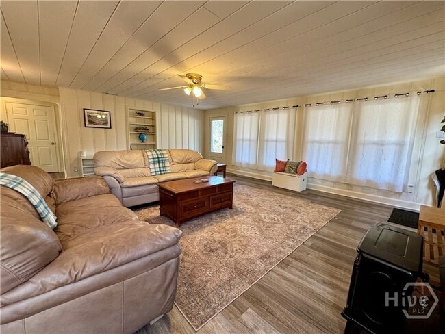 Photo - 233 Quacco Rd