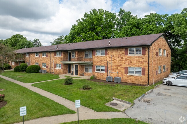 Photo - The Dawn Run Apartments