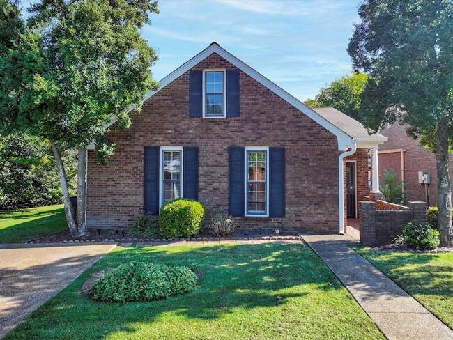 Building Photo - 1129 W Main St