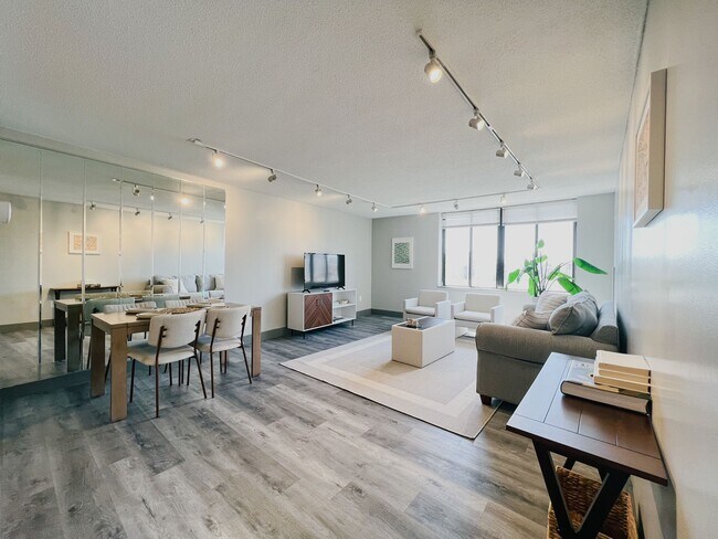 Photo - Bushnell On The Park