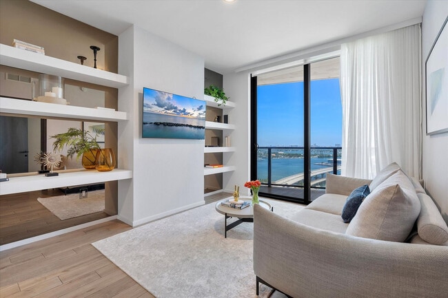 Photo - 398 NE 5th St Unit SI ID1372285P