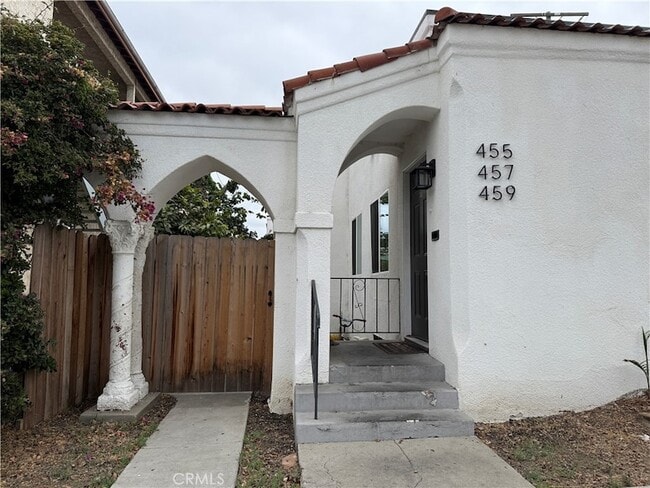 Building Photo - 455 W Cowles St