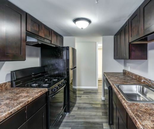 Photo - Spanish Oaks