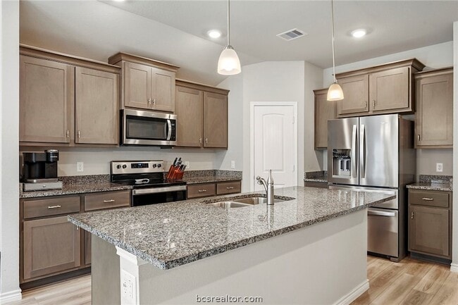 Photo - 2042 Rock Rdg Ave