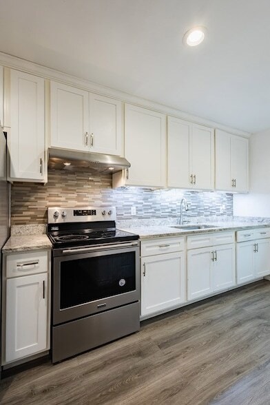 Photo - 1308 Church St