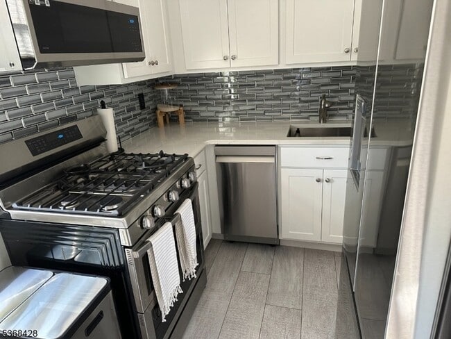 Photo - 19 Savage Rd