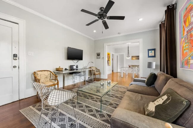 Photo - 536 Hawthorne Ln Unit FL2-ID1331019P