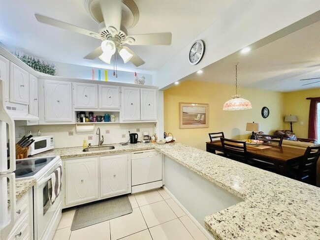 Photo - 257 S Cypress Rd Unit 442