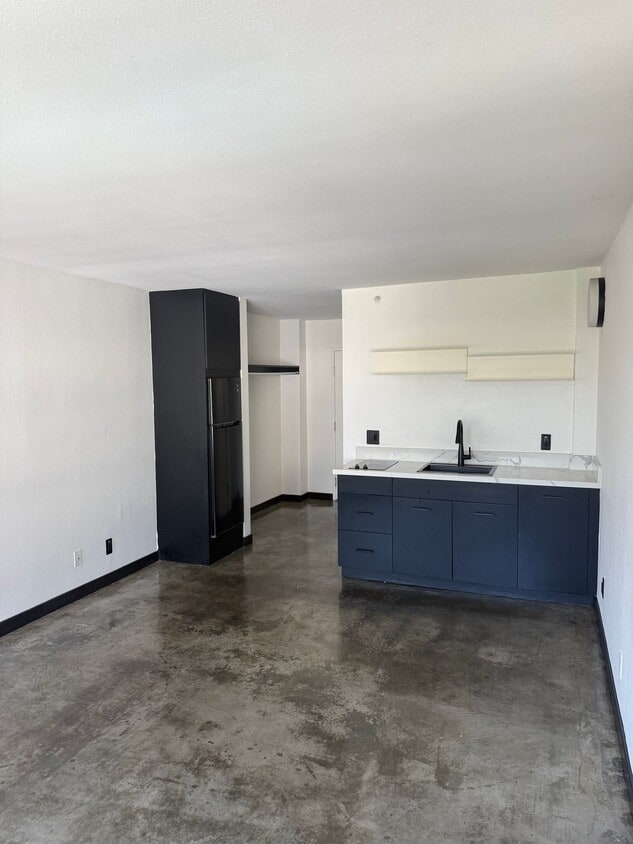 Floor Plan - STUDIO