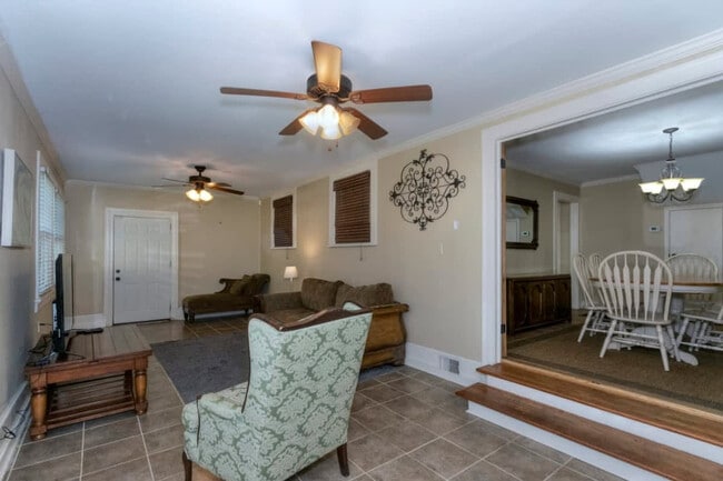 Photo - 1416 S Dixon Dr Unit ID1043439P