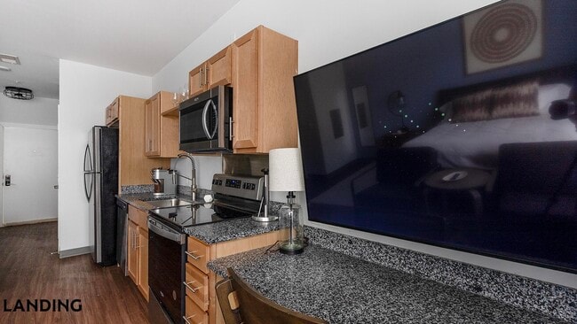 Photo - 302 13th St S Unit 536