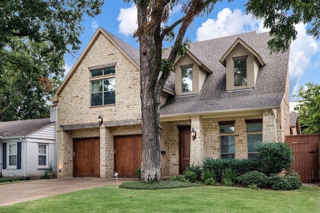 Photo - 3606 S Versailles Ave