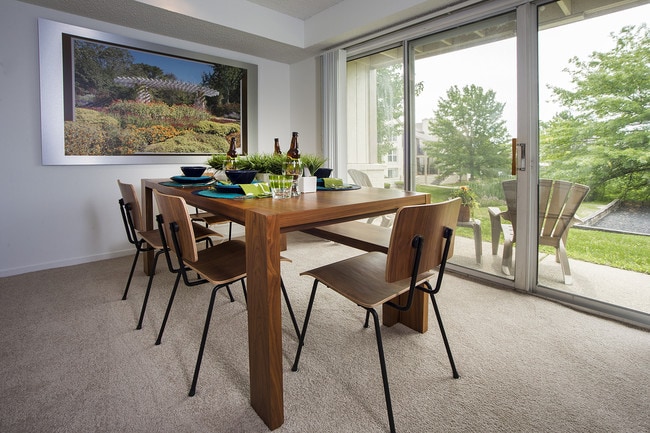 Photo - Briar Cove Apartments