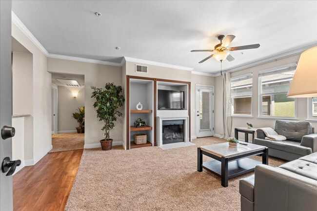 Building Photo - 11380 S Virginia St Unit SI FL3-ID1228266P