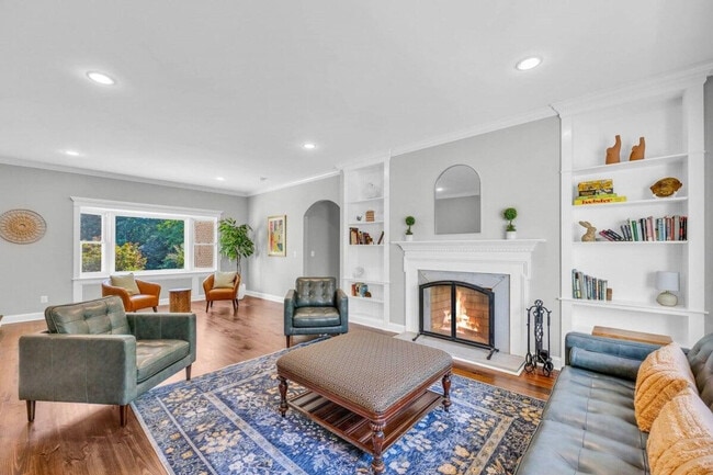 Building Photo - 115 Wexford Pl Unit ID1302851P